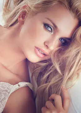 Mega.Date Profilvorschau einer blonden Frau